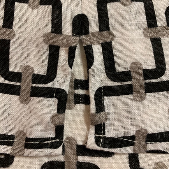 Carole Little Linen Blouse w/Buckle Embellishment - Picture 8 of 14